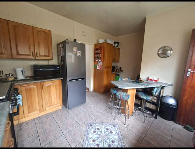 3 BEDROOM TOWNHOUSE FOR SALE IN THREE RIVERS PROPER